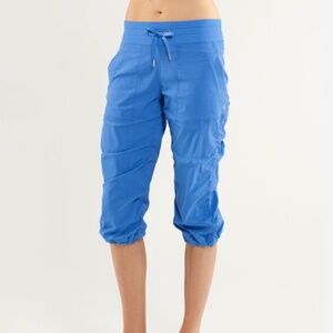 Lululemon Studio Crop size 6